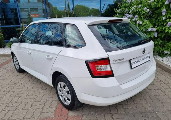 Skoda Fabia cena 29999 przebieg: 200000, rok produkcji 2017 z Zamość małe 277